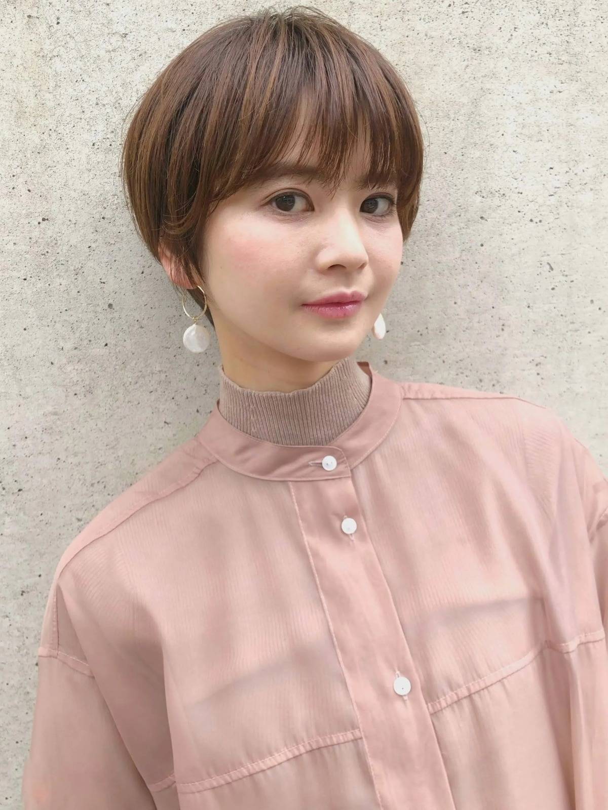 襟足短めショート