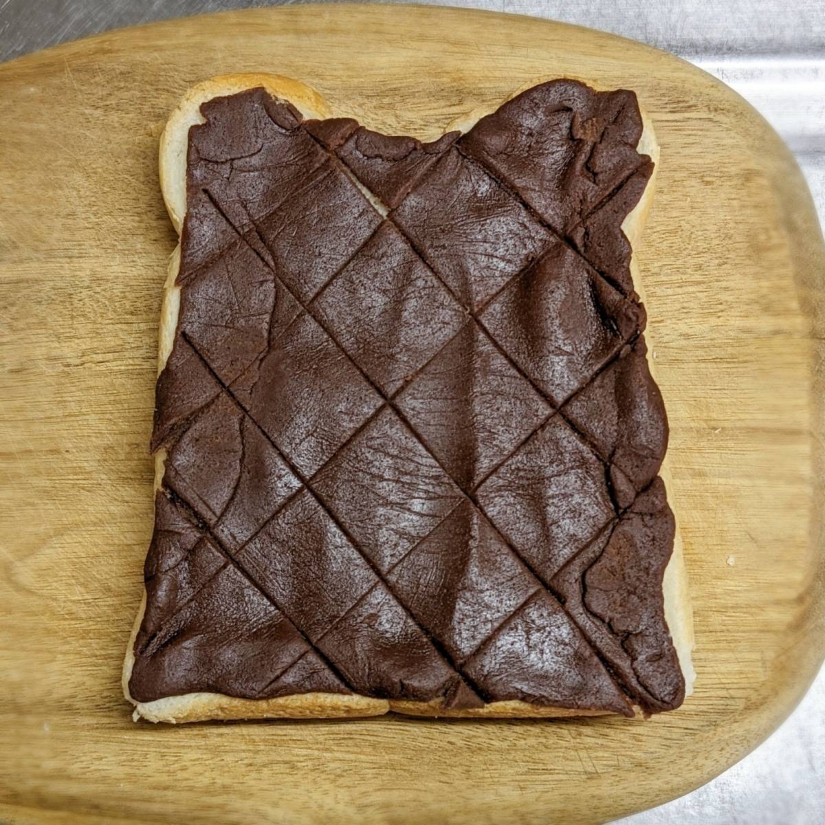 ヤマザキ公式の「チョコメロンパン風トースト」のレシピ
