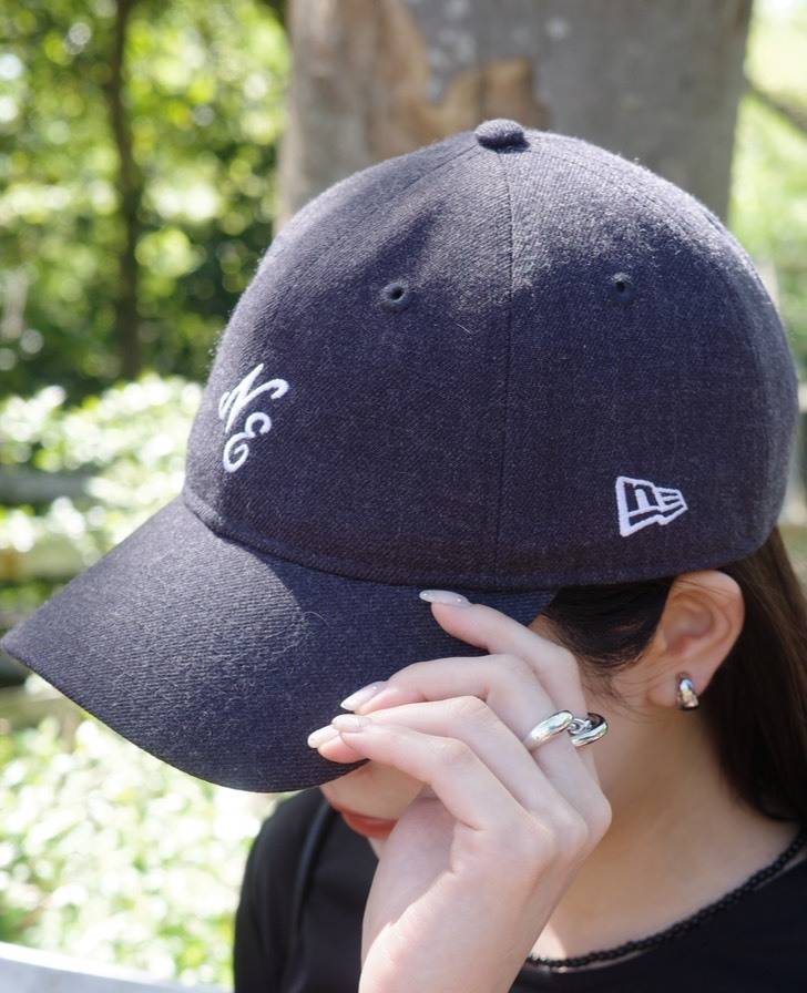 New Eraのネイビーキャップ