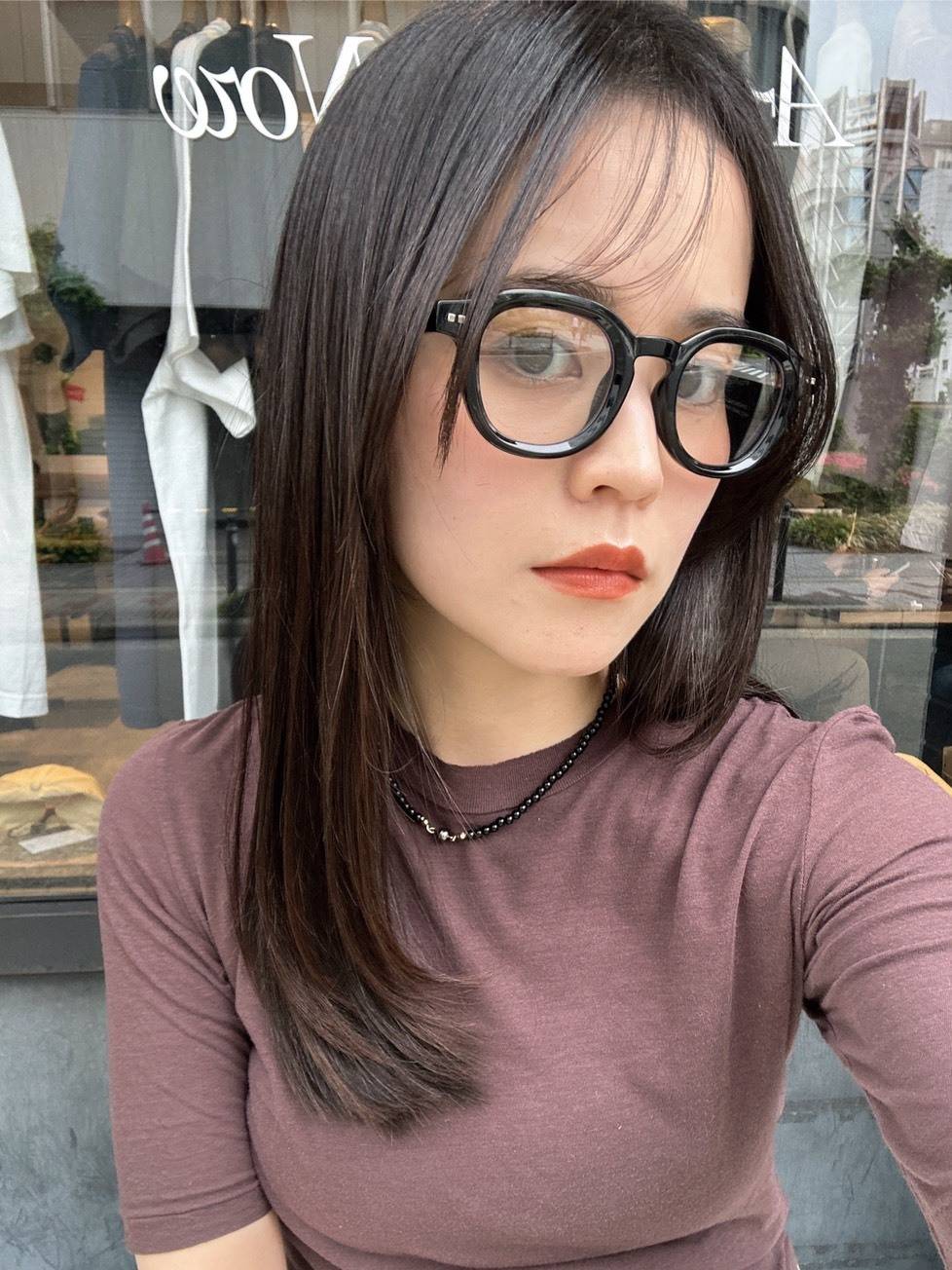 UNIQLOの黒縁メガネ