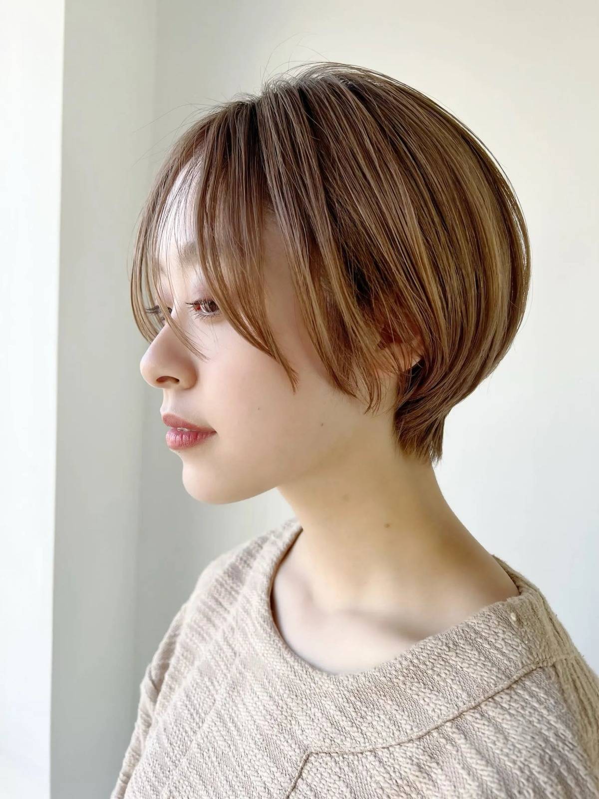 長め前髪のアンニュイコンパクトショート