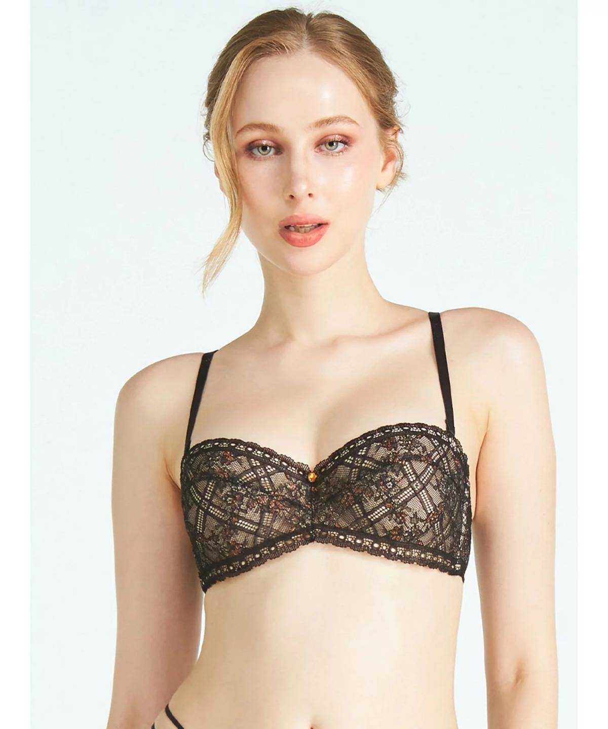 ANNEBRA Grace ストラップレスデコルテメイクブラジャー