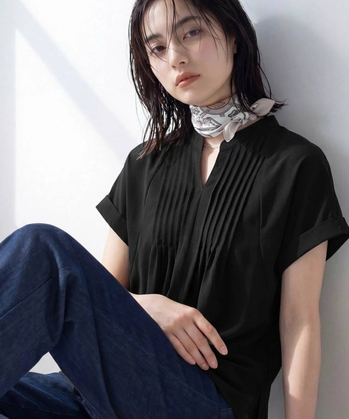 INDIVI 軽量タックスキッパーブラウス