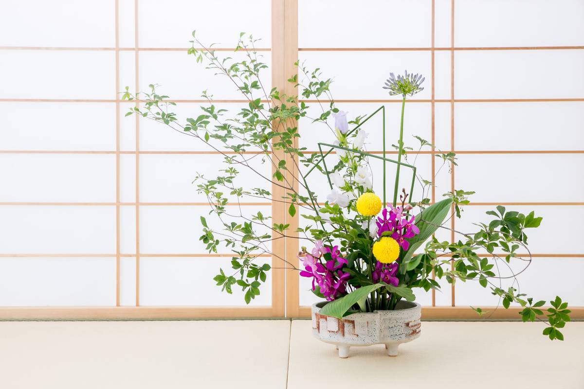 和室　家庭運　上がる　生花