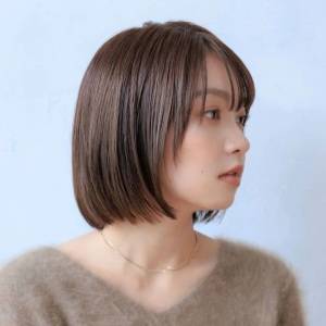  縮毛矯正で作るシンプルストレートボブ 