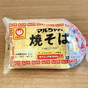考えた人に土下座だわ……。「焼きそば麺」が抜群にウマくなるレシピ