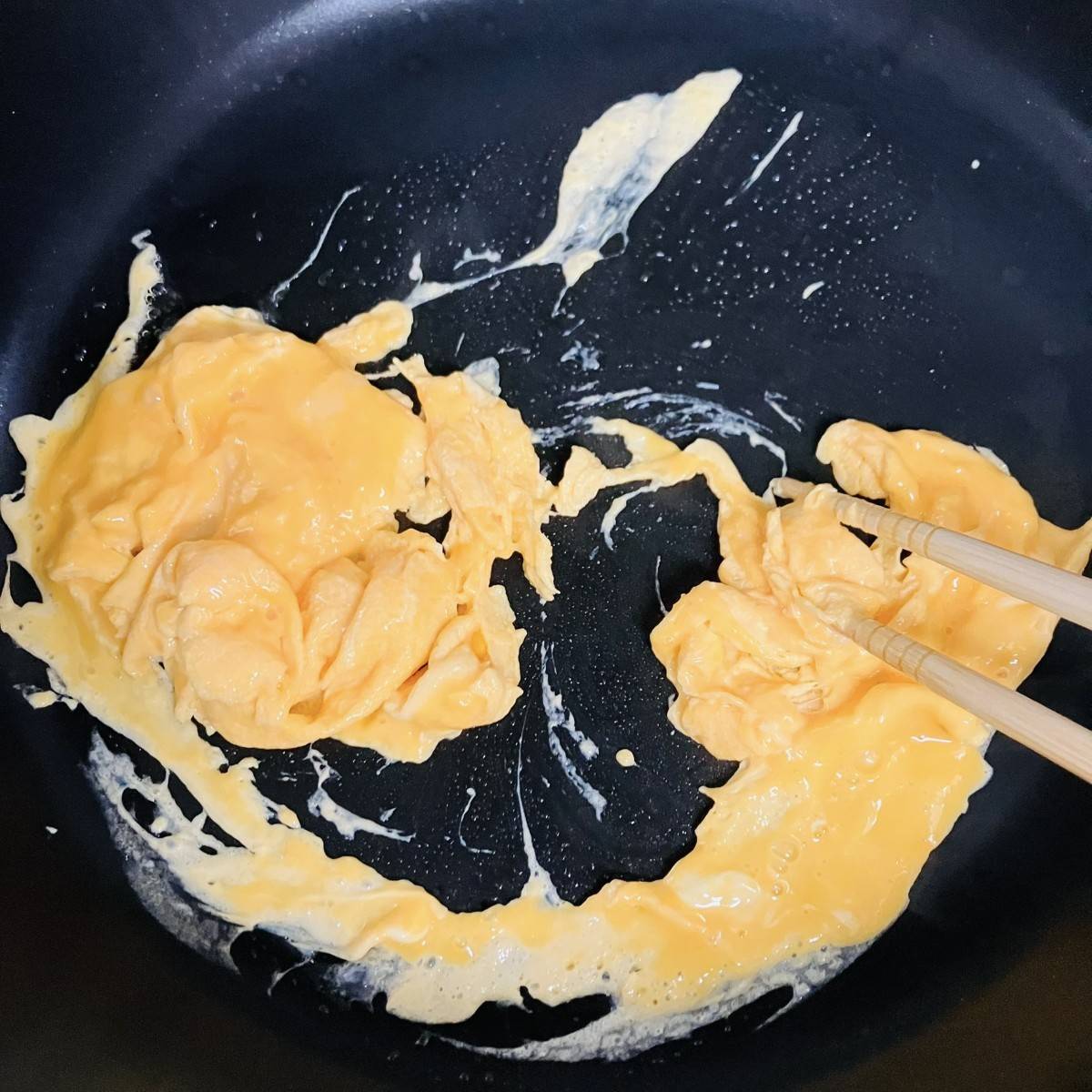 いなば公式の「ライトツナレタス炒飯 」のレシピ