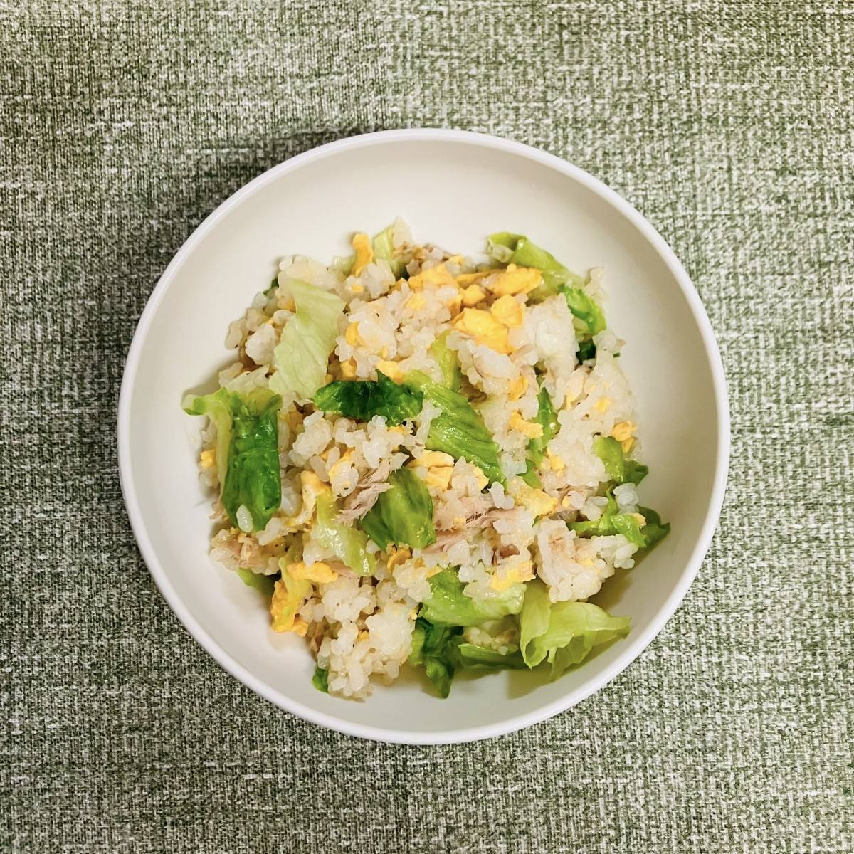 いなば公式の「ライトツナレタス炒飯 」のレシピ