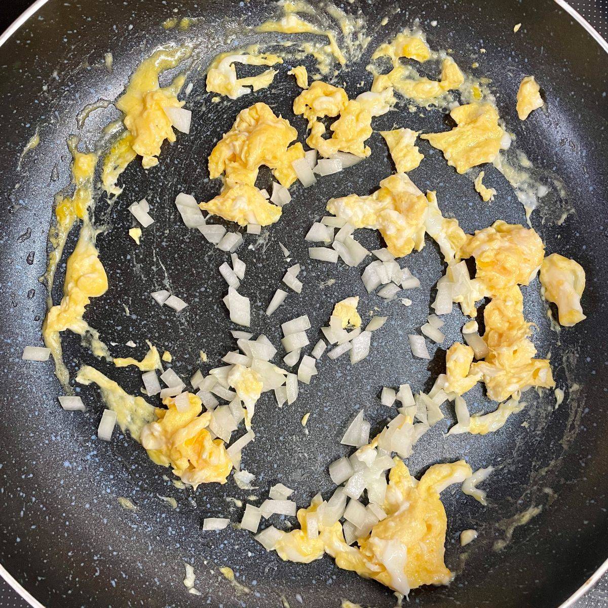 いなば公式の「ライトツナレタス炒飯」のレシピ