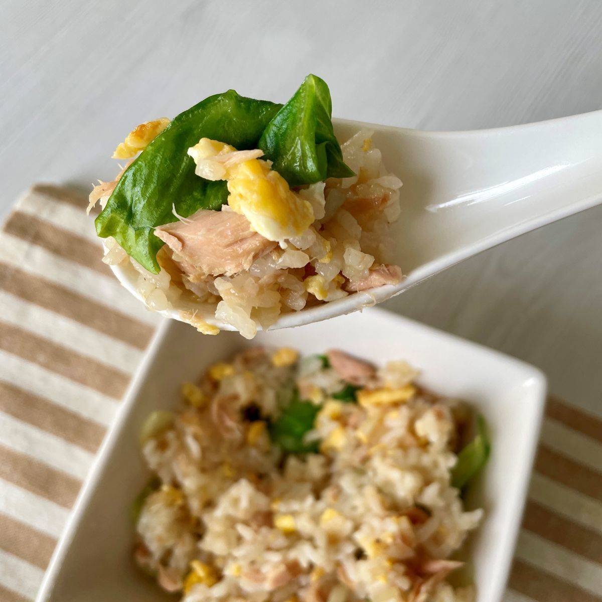 いなば公式の「ライトツナレタス炒飯」のレシピ