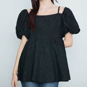 2通りの使い方ができる！着回し力高めのトップス5選〜2026年初夏〜