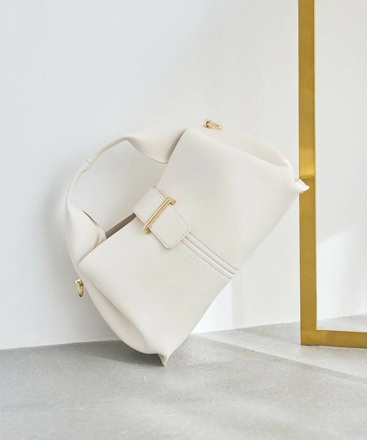 VIS フロント金具エアリーソフトミニショルダーバッグ