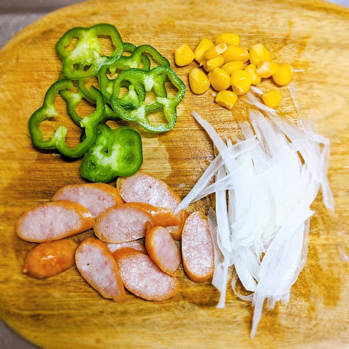 パスコ公式の「チーズたっぷりピザトースト」のレシピ