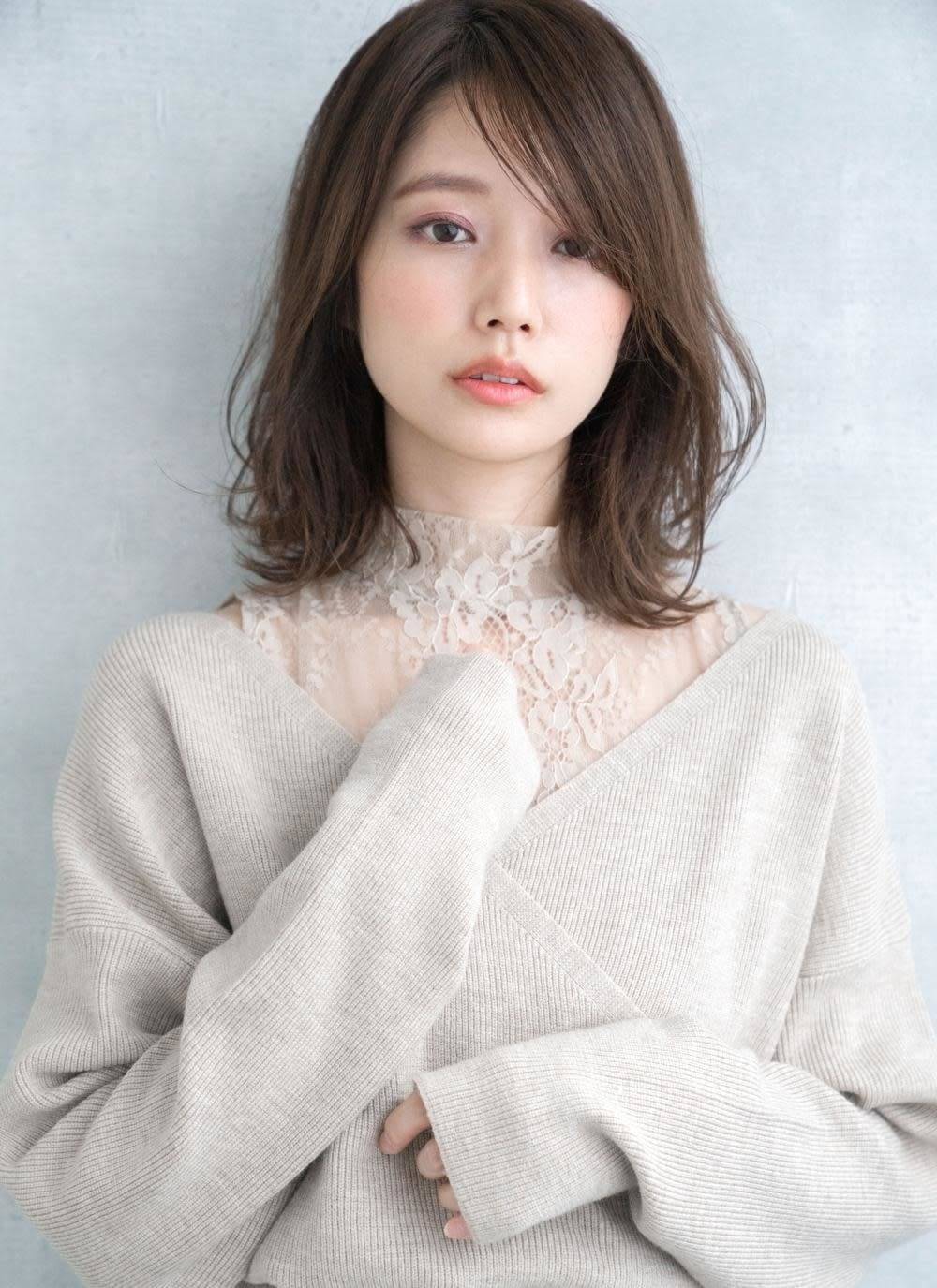 ナチュラルロングボブ