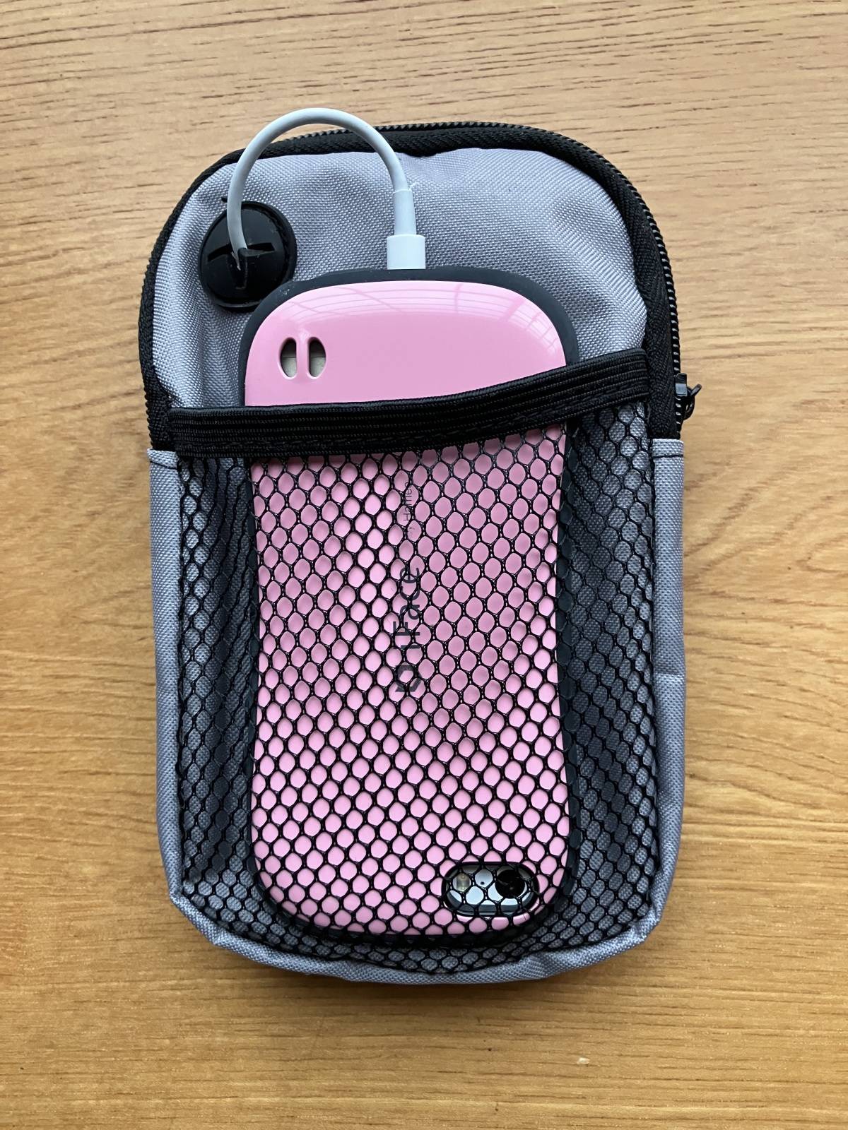 セリアのモバイルバッテリーケース