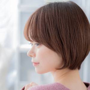 顔が長く見えない！面長さんに似合うショートヘア5選〜2026年夏〜