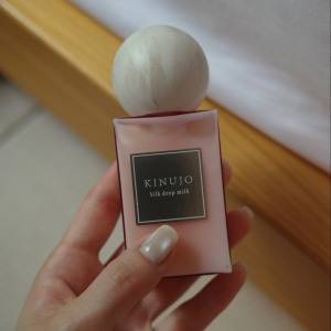 熱を味方に仕上げる。指通りまで美しい「KINUJO」のヘアミルク