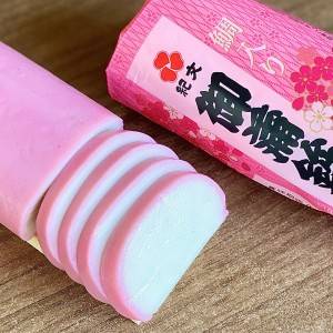 腰を抜かすほど旨いよ。切って和えるだけの「かまぼこ」の超簡単レシピ