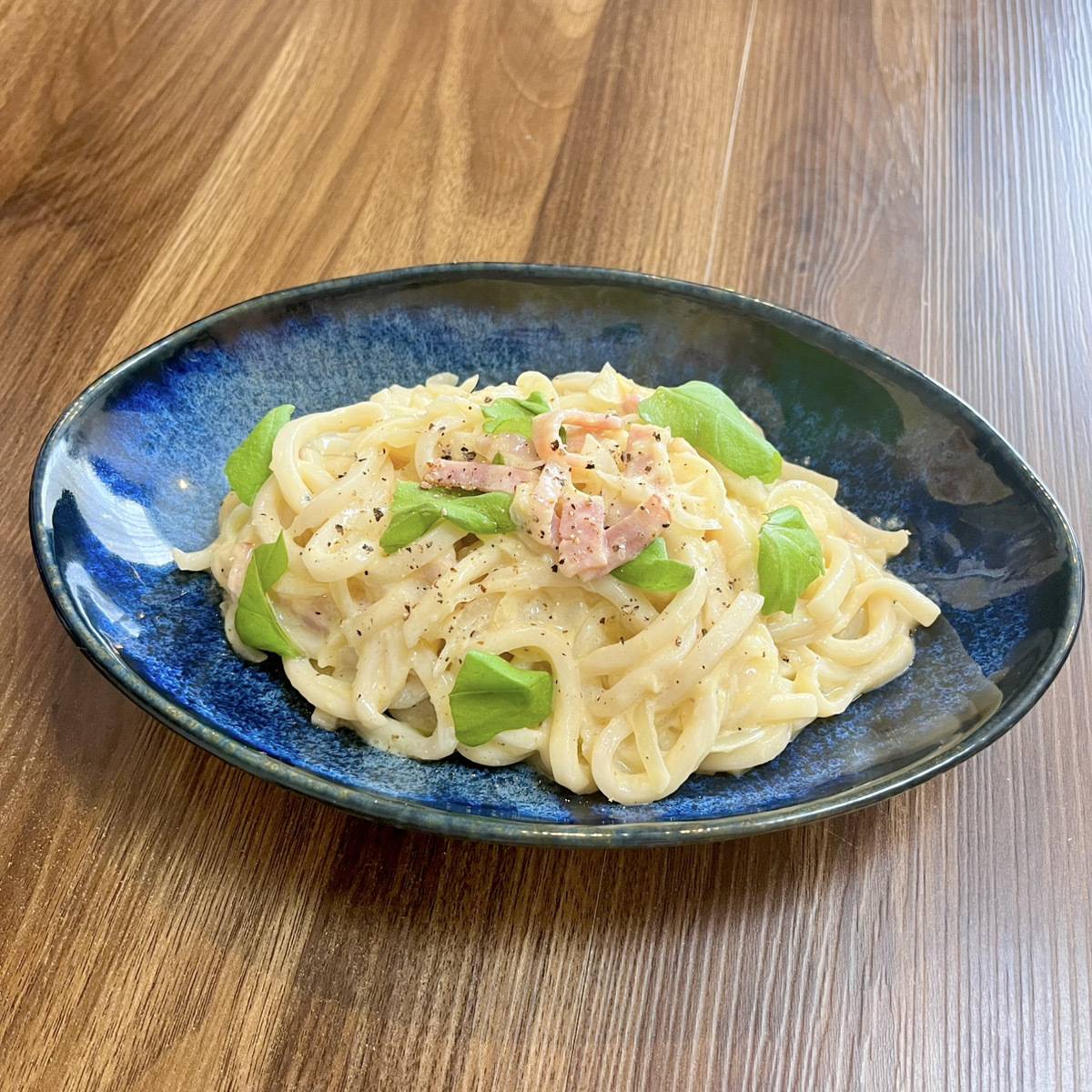 JA全農公式の「うどんカルボナーラ」のレシピ