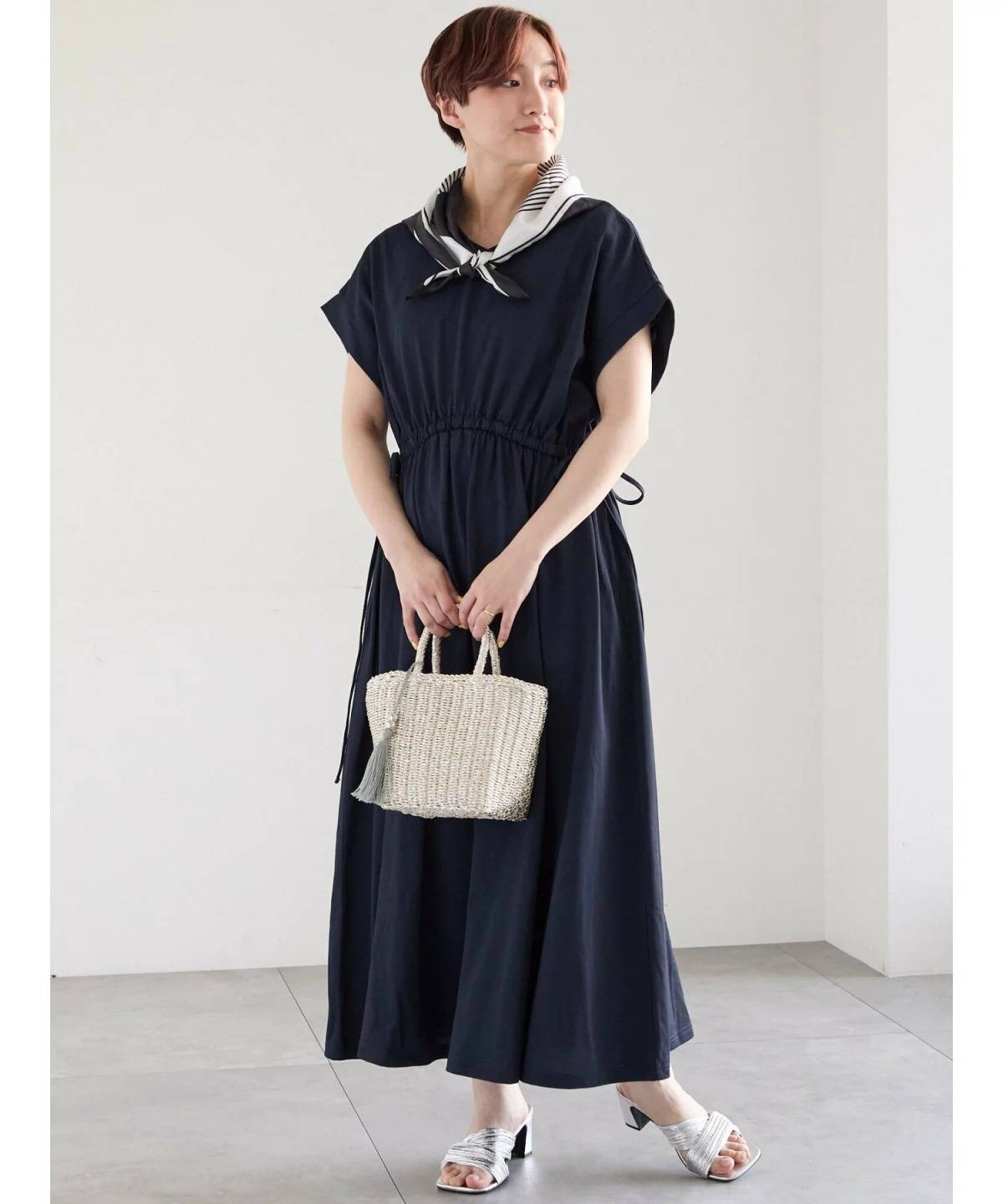 Te chichi ドロストカットワンピース