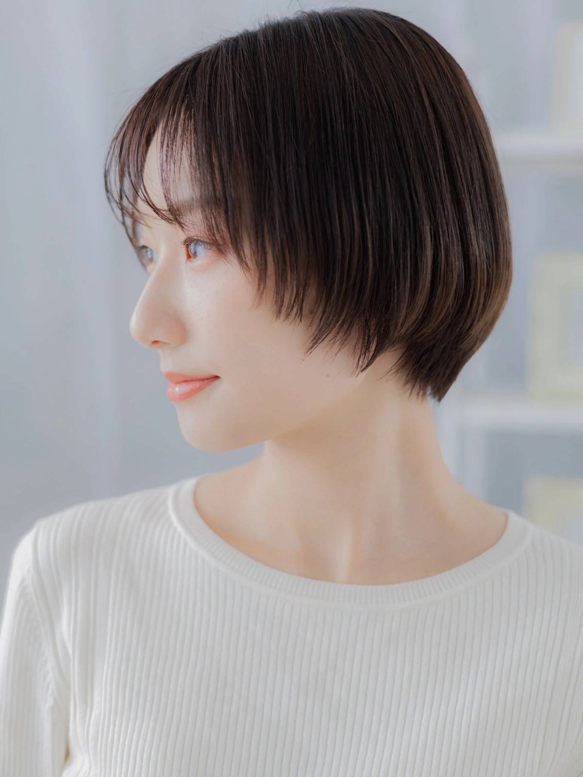 フェイスレイヤーショートボブ