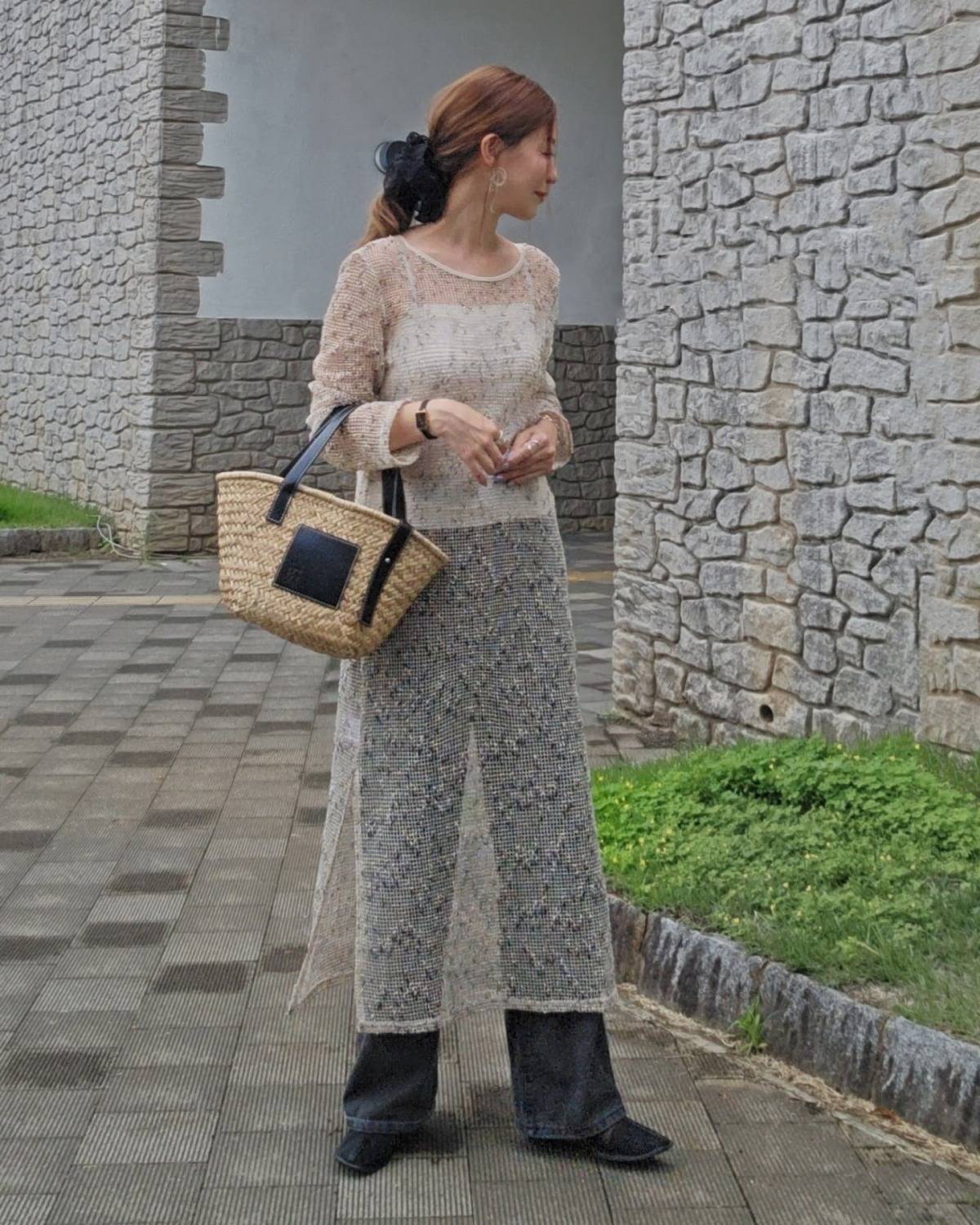 シアーワンピースを重ね着する！