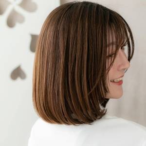  まとまり感上品ボブ 
