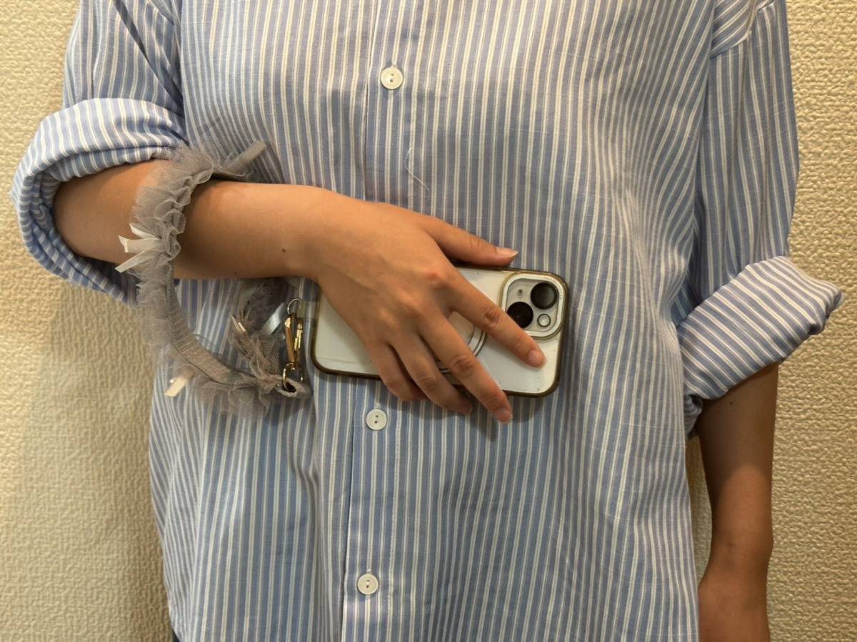 3COINS リボンチュールハンドストラップ 使用感レビュー