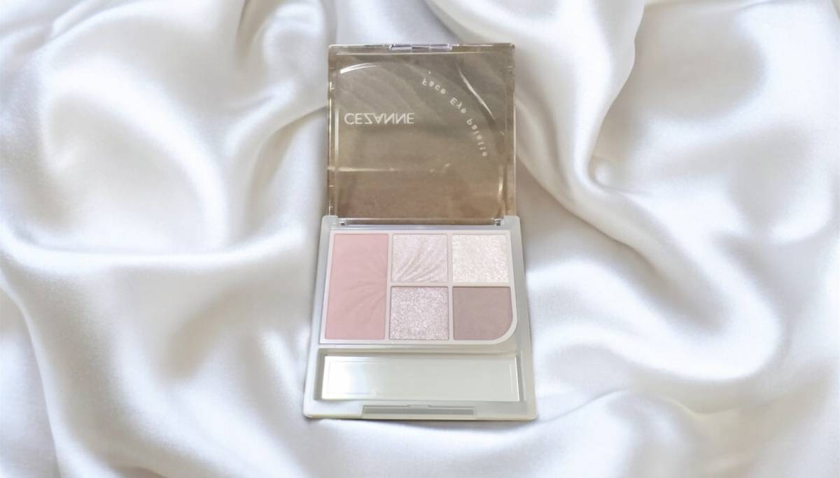 CEZANNE フェイスアイパレット 02 クラッシーピンク 商品おき画像