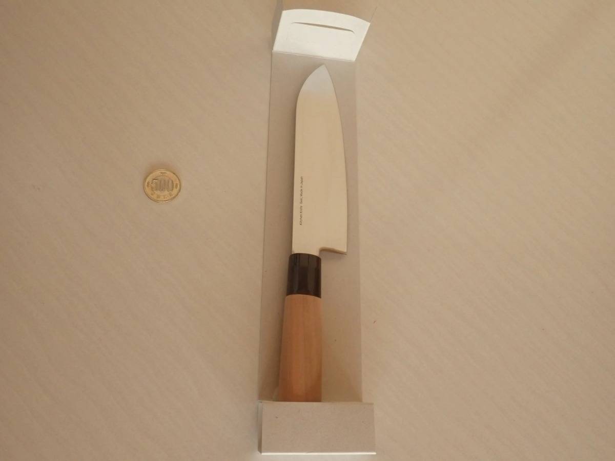 DAISO(ダイソー)：三徳包丁