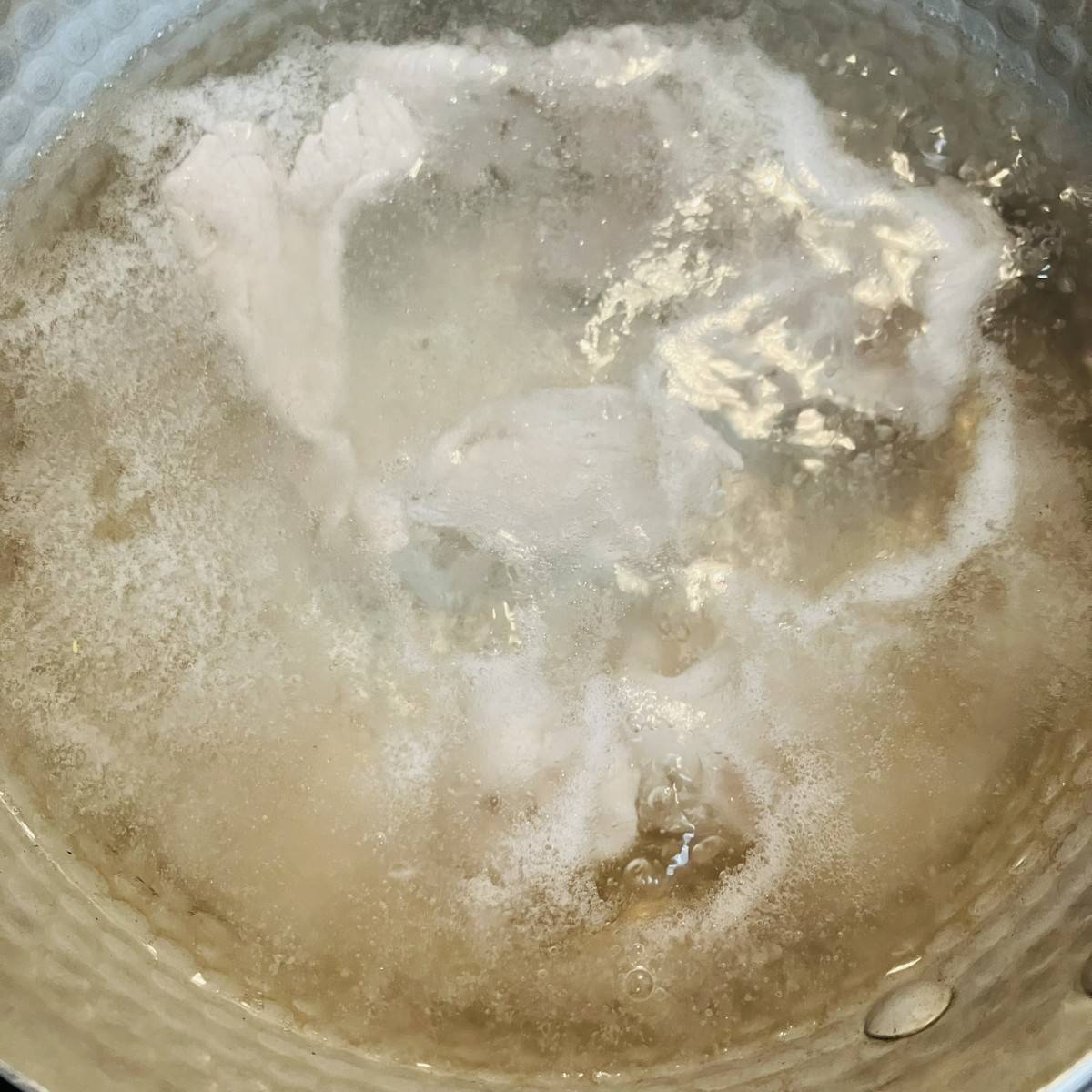 テーブルマーク公式の「豚しゃぶとポン酢の冷やしうどん」のレシピ
