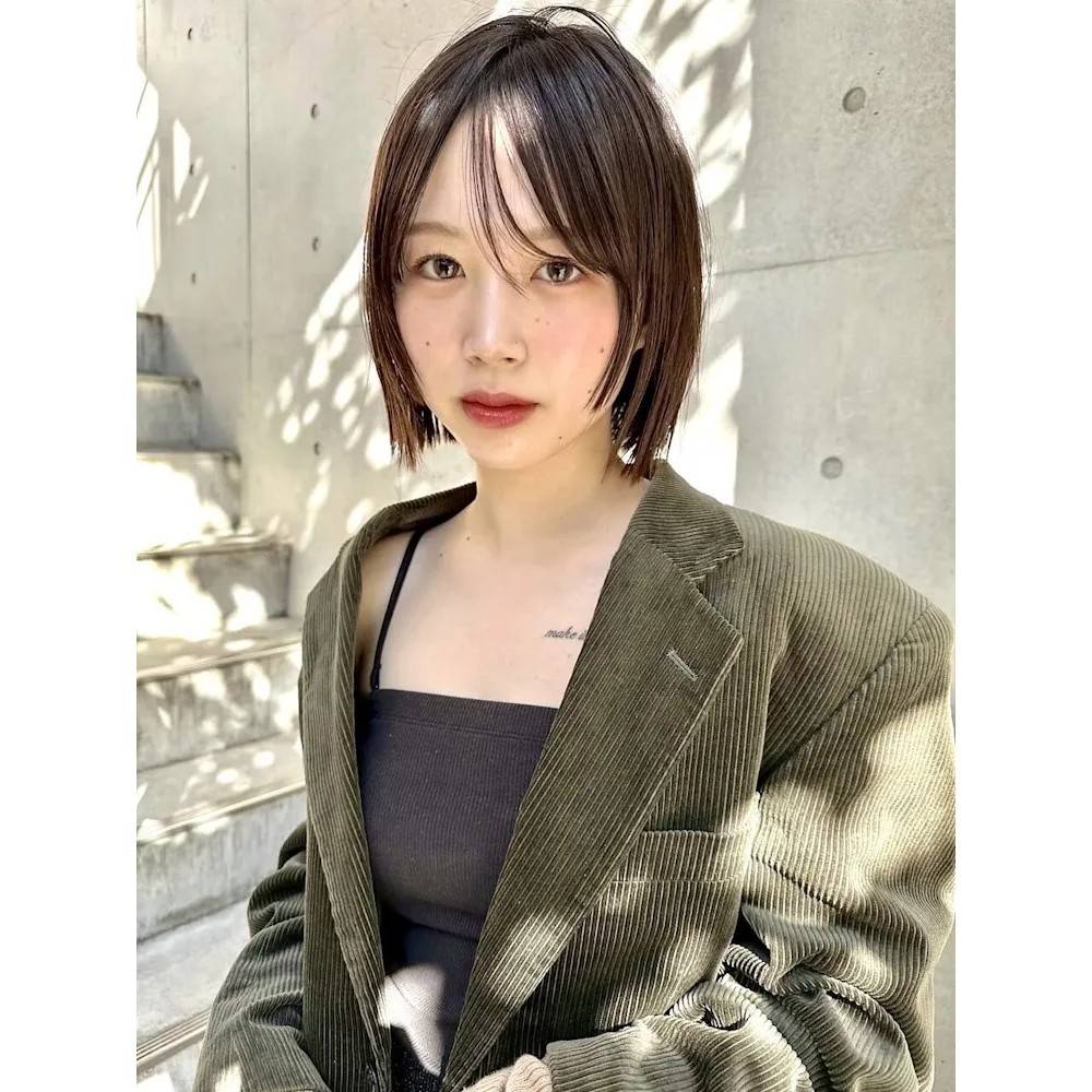 レイヤーたっぷり軽やかボブ