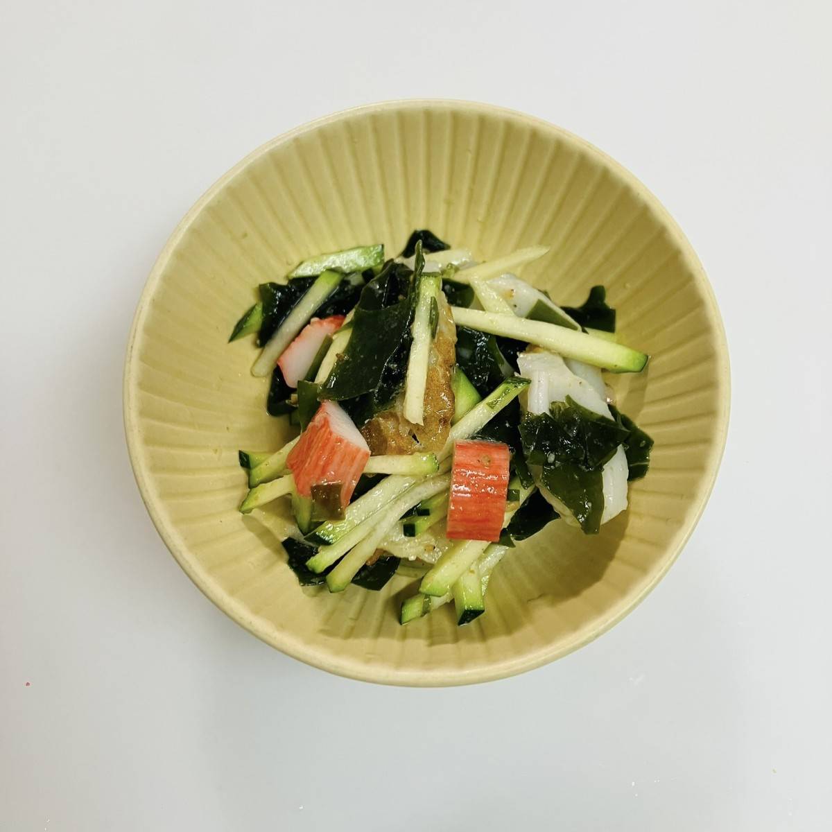 JAグループ公式の「❤竹輪とカニかまとわかめとズッキーニの酢の物❤」のレシピ