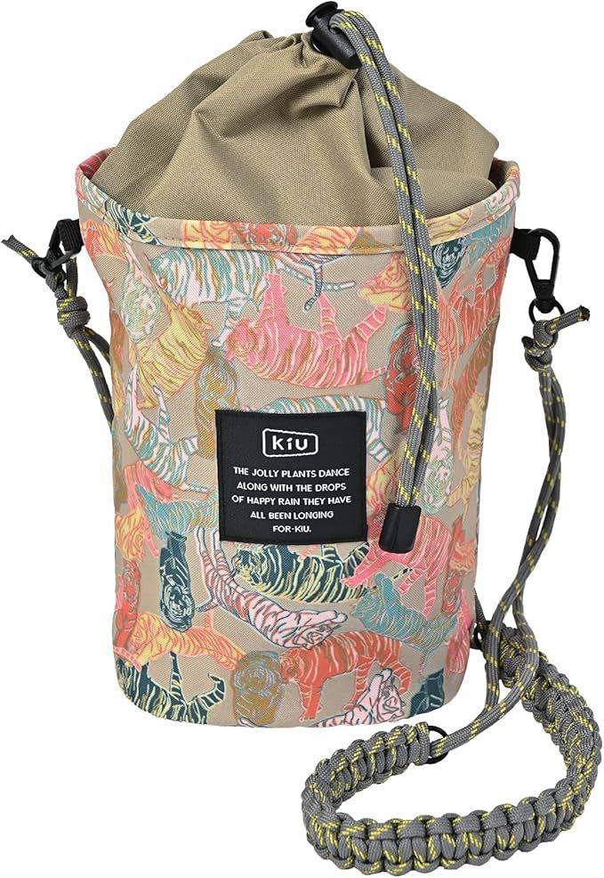 KiU キウ ドローストリングミニバケットバッグ DRAWSTRING MINI BUCKET BAG 防水 撥水 メンズ レディース 男女兼用 バケツバッグ ショルダーバッグ おしゃれ かわいい カジュアル ブライトタイガー K375-360