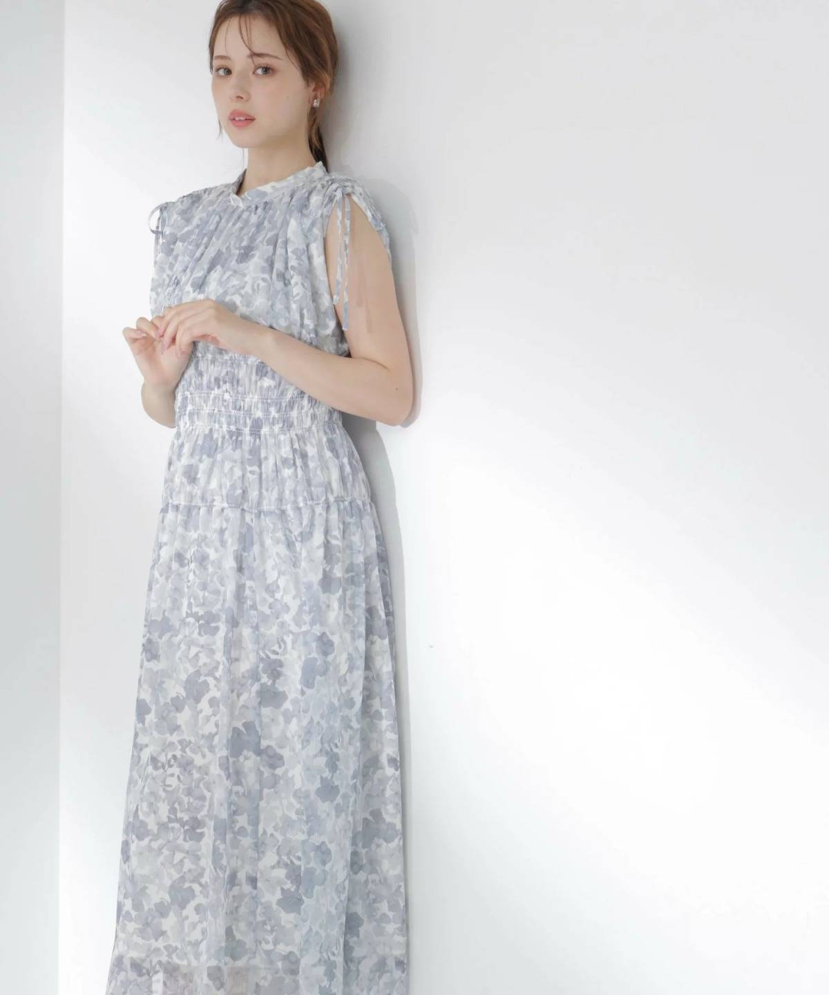 PROPORTION BODY DRESSING 2wayスリーブ花柄シャーリングワンピース