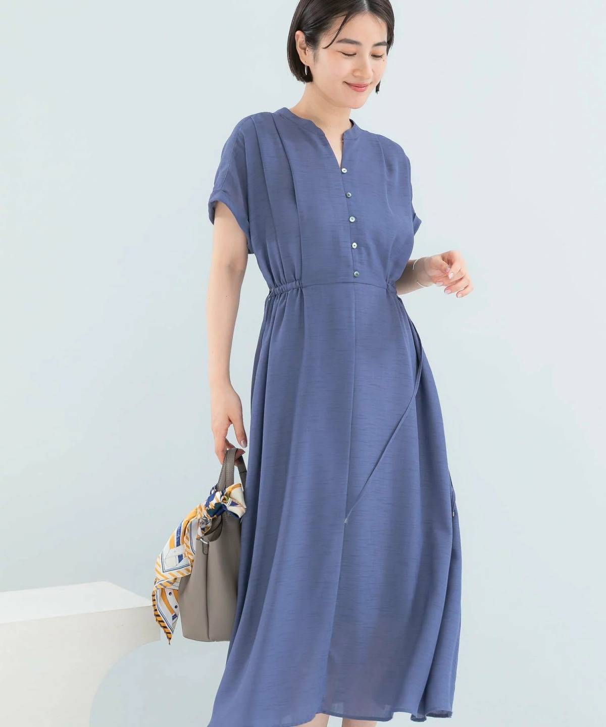 URBAN RESEARCH ROSSO ウォッシャブルセミシアー2WAYネックワンピース