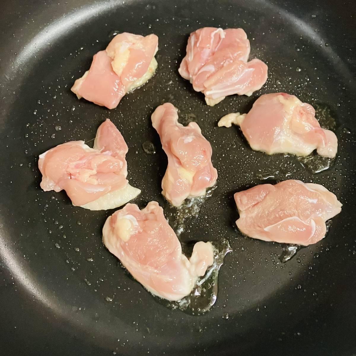 JAグループ公式の「❤鶏もも肉と茄子とエノキのポン酢炒め❤」のレシピ