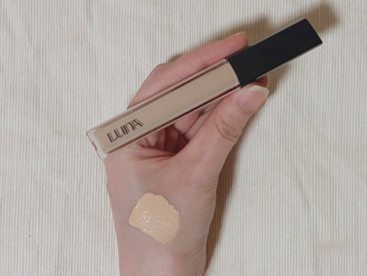 LUNA ルナ ロングラスティングチップコンシーラー 02 ベージュ スウォッチ 筆者手 本体 