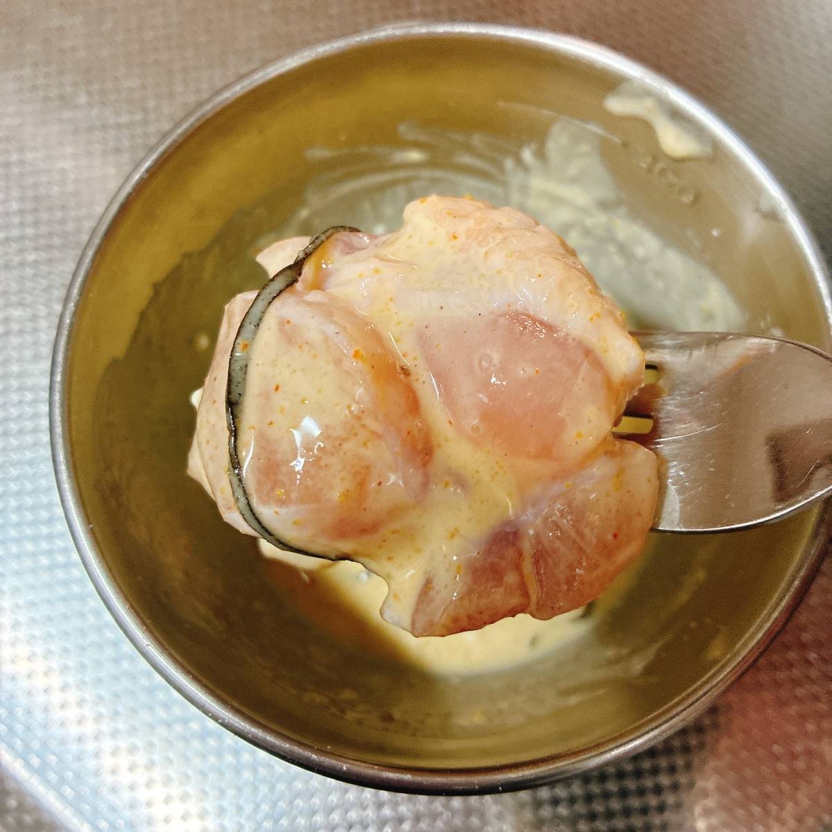 くらこん公式の「塩こんぶのから揚げ」のレシピ