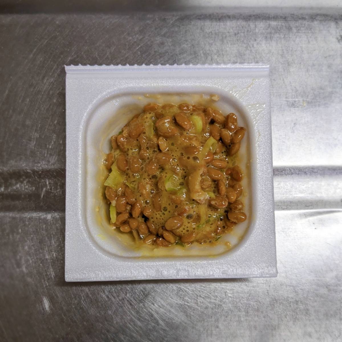 タカノフーズ公式の「味噌ねぎ納豆」のレシピ