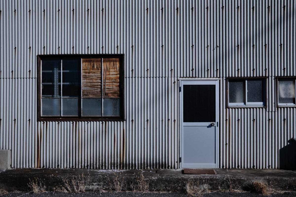 廃工場の窓