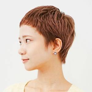 顔立ちに合わないベリーショート 