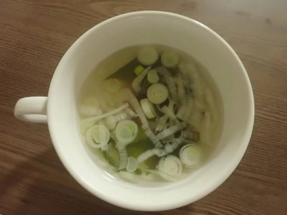 DAISO(ダイソー)：三角屋水産 しじみだし塩 20g
