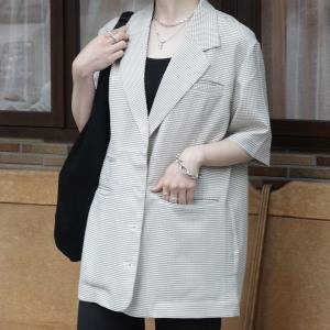 羽織るだけでこなれる。カジュアルもきれいめも思いのまま「lawgy チェックジャケット」