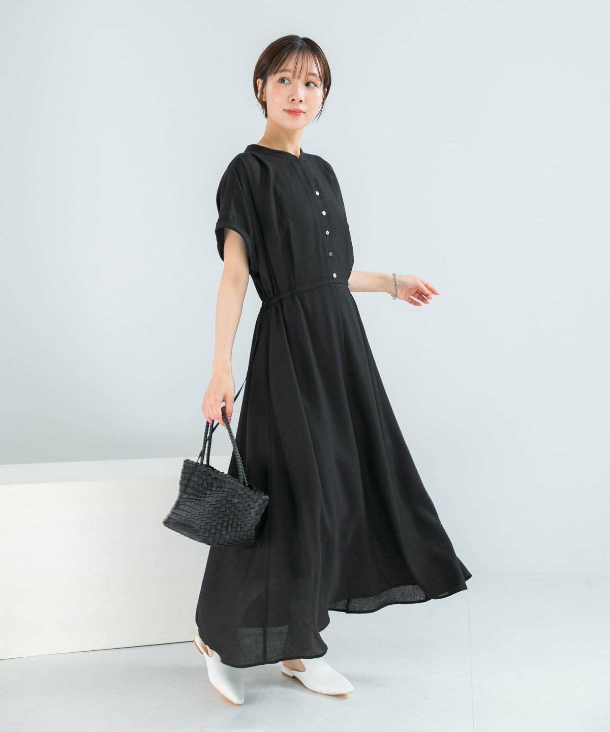 URBAN RESEARCH ROSSO ウォッシャブルセミシアー2WAYネックワンピース