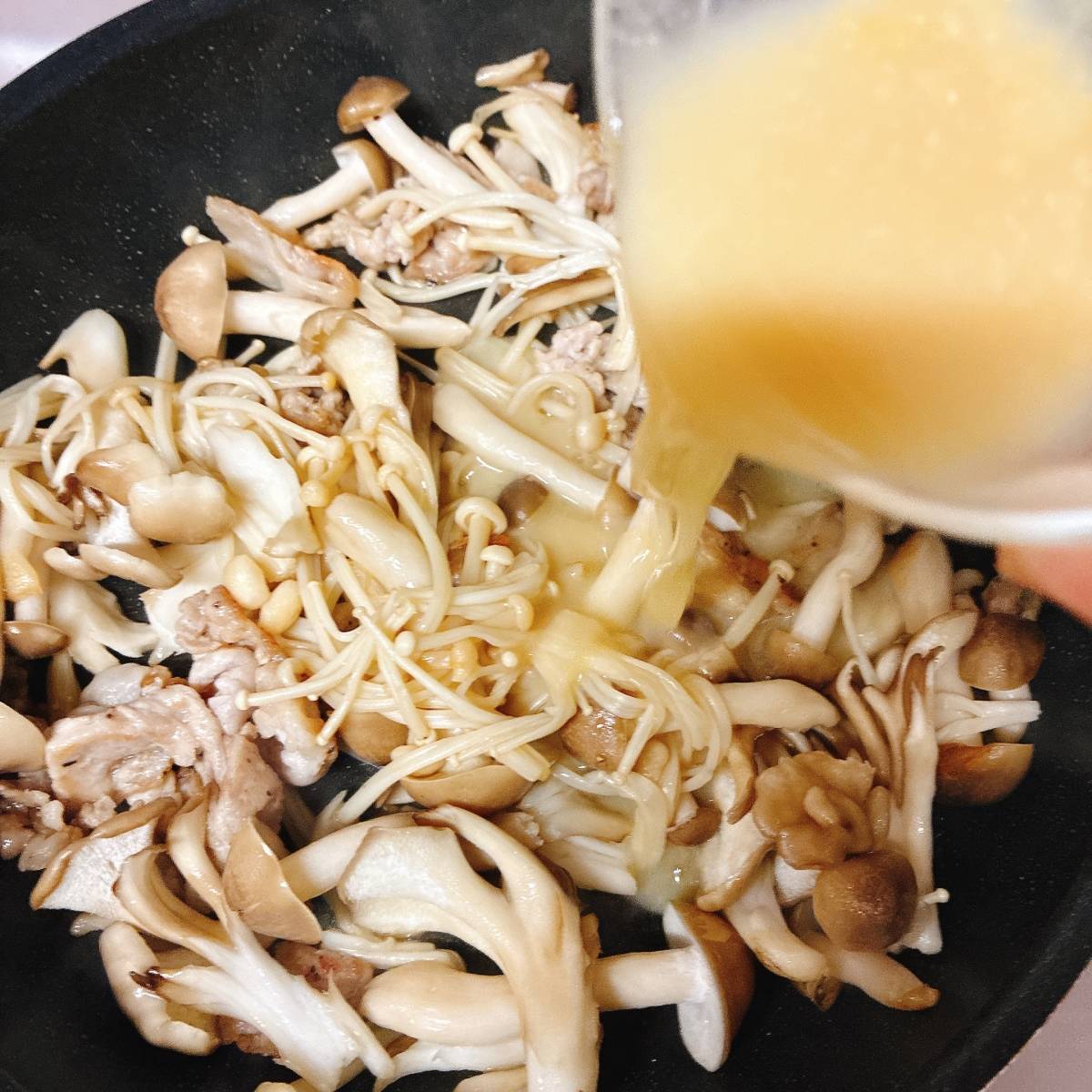 JAグループ公式の「キノコの菌活丼」のレシピ