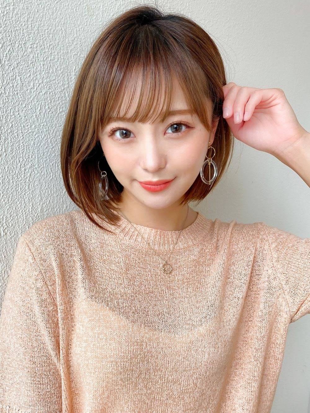 きれいめ前下がりボブ