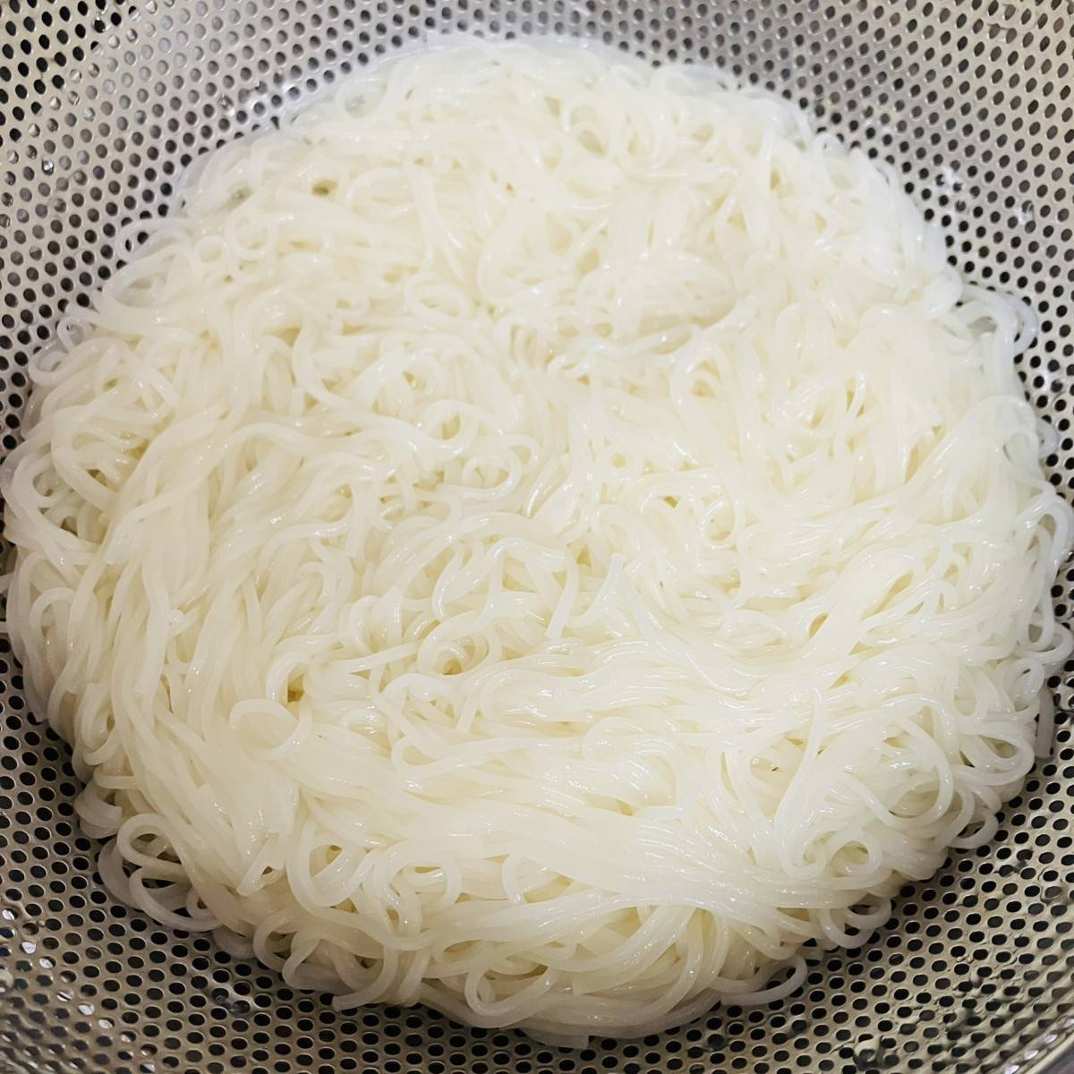 揖保乃糸公式の「トマトおろしそうめん」のレシピ