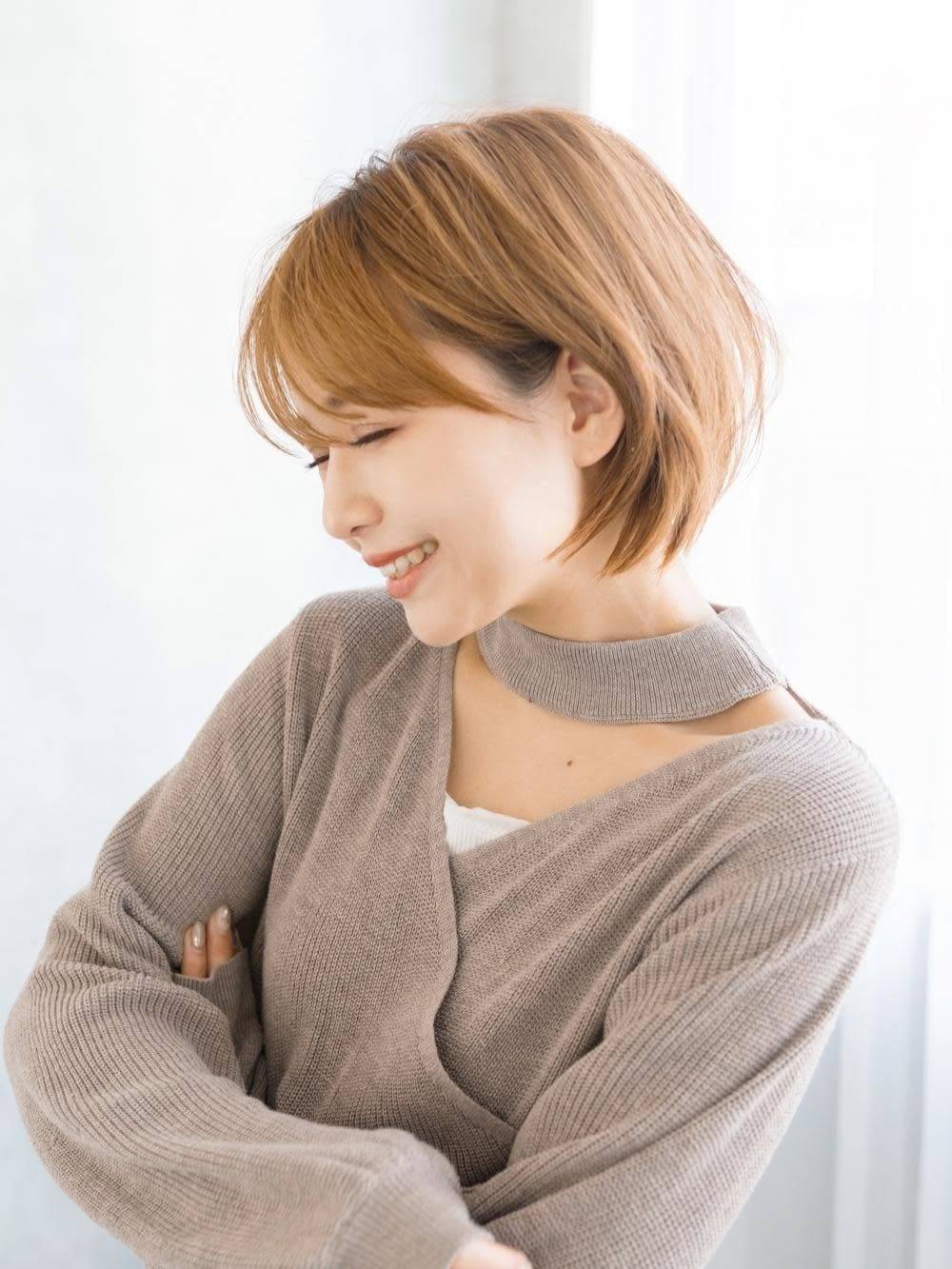 ハイトーンカラーのショート