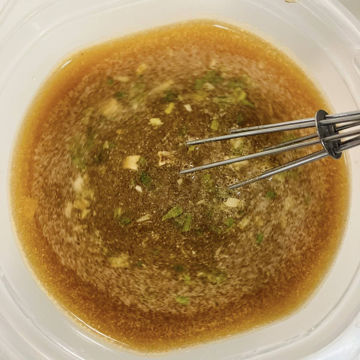 サッポロ一番公式の「お好み焼き味冷やしラーメン」のレシピ